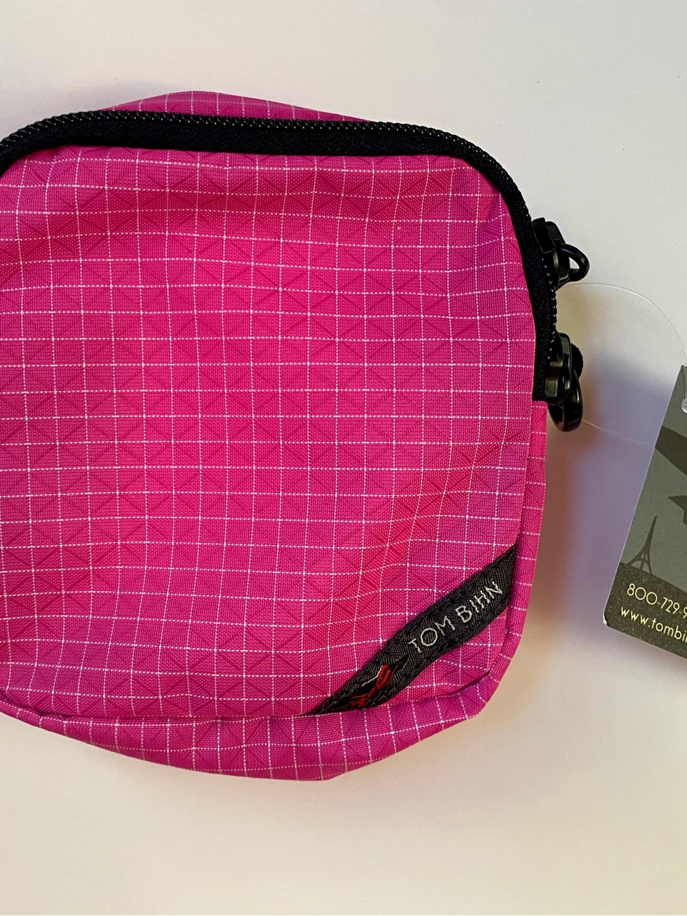 TOM BIHN Cerise Halcyon Cubelet